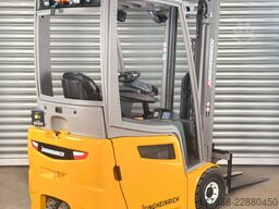 Jungheinrich EFG 215 - nur 3700std. - Service Neu- Batterie 90%