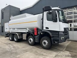 Mercedes-Benz Arocs 4140 8x4 | Fuel Tank | Stock