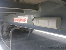 Fruehauf 02.2027 Curtainsider Hard wood floor