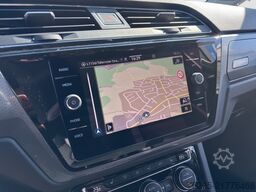 VW Touran 1.5 TSI Active *DSG*7-Sitzer*Navi*ACC*SHZ