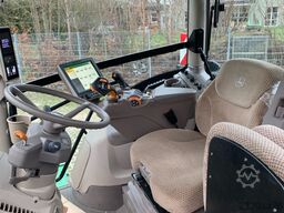 John Deere 6R 230