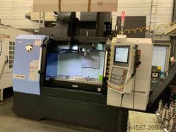 DN Solutions DNM 5700