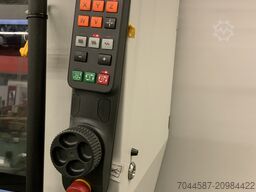 DN Solutions DNM 5700