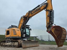 LIEBHERR R926 Compact