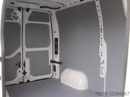 Opel Movano 2,3 D L2H2 Schwingsitz 270° Türen
