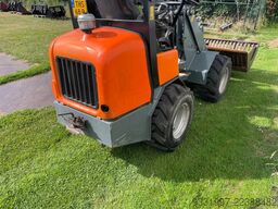 Giant 337T kniklader shovel