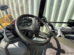 CATERPILLAR 906M / 2017 BJ / Schaufel + Gabel