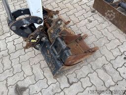 BOBCAT E17 / 2023 BJ / 4 x Löffel / 796 H