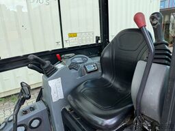 BOBCAT E17 / 2023 BJ / 4 x Löffel / 796 H