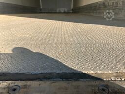 KRONE Wechselbrücke Kühlaufbau