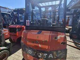 Toyota 7FBMF30