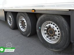 SCHMITZ CARGOBULL SKO FP 60 ThermoKing SLXi 300