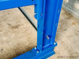 ca. 3,15 lfm. Kragarmregal mit Fachböden H: 250cm 140 kg/Arm META Multistrong