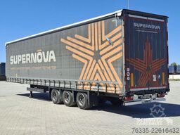 Schmitz Cargobull Curtainsider Mega
