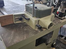 SCM T130