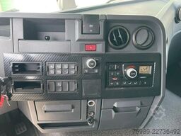 Renault T480 VF611A362MD029904  2X FUEL TANK, PARKING A...
