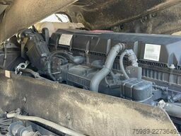 Renault T480 VF611A362MD029904  2X FUEL TANK, PARKING A...