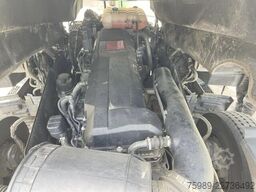 Renault T480 VF611A362MD029904  2X FUEL TANK, PARKING A...