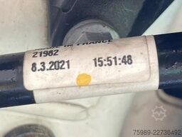 Renault T480 VF611A362MD029904  2X FUEL TANK, PARKING A...