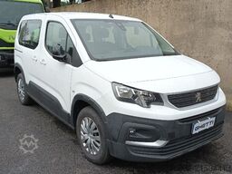 Peugeot Mod. Vers.
