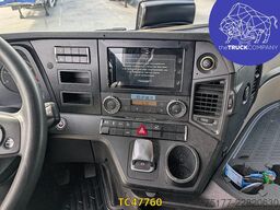 Mercedes-Benz Actros 1851