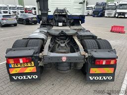 Volvo FM 330 Globetrotter / 742 dkm / VEB+ / Spoilers...