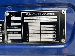Volvo FM 330 Globetrotter / 742 dkm / VEB+ / Spoilers...
