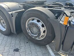 Mercedes-Benz Actros 2542 Bigspace 6x2 / 429 dkm / Navi / NL ...