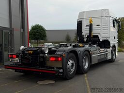 MAN TGX 26.540 6x2 LL Abroller Hyva Titanium