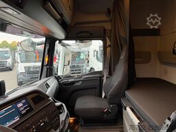 MAN TGX 26.540 6x2 LL Abroller Hyva Titanium