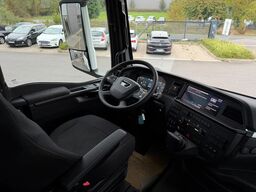 MAN TGX 26.540 6x2 LL Abroller Hyva Titanium