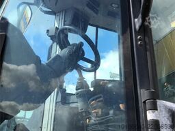JCB 427S5HT