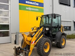Komatsu WA80M-8E0
