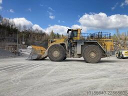 Komatsu WA 800-3