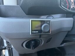 MAN TGE Kofferaufbau und Ladebordwand -Klima