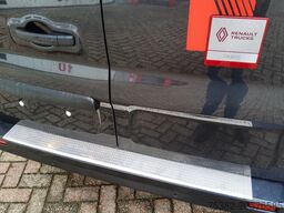 Renault Trafic 150 PK AUTOMAAT L2H1 DUBBELE CABINE - EU...