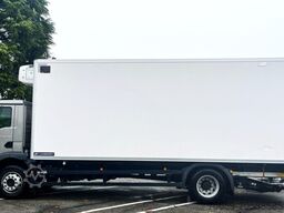 MAN TGM 18.290 Isotermico + sponda