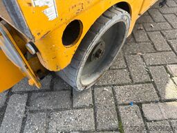 Haulotte Compact 8 Hoogwerker Schaarhoogwerker Schaarlif...
