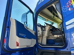 Volvo FH 13.500 Globetrotter 6x2 - Full air - Custom ...
