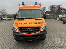 MERCEDES-BENZ Sprinter 519 RTW / 4x4 Allrad / WAS Trage