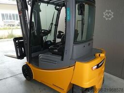 Jungheinrich EFG 320