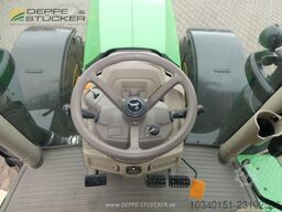 John Deere 6R 230