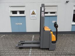 Jungheinrich EJC 112z - Initialhub - 330 Stunden!