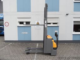 Jungheinrich EJC 112z - Initialhub - 330 Stunden!