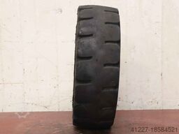 Bergougnan 18x7-8  RIM 4.33 R-8