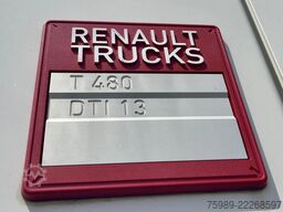 Renault T480 VF611A361MD029991   353849 km 2X FUEL TANK...