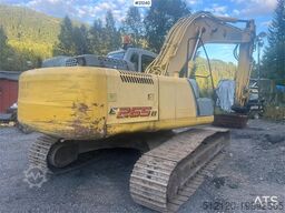 New Holland E265B Excavator w/ digging bucket and hydraulic sa