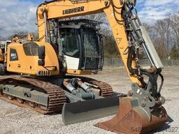 LIEBHERR R920 Compact