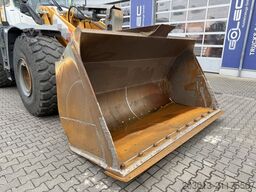 LIEBHERR L566 XPower Radlader 27,5 Ton *11.900 h *Waage