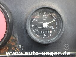 Renault B110 Titan Aviation AVGas Refueller Jet